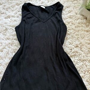 WIHOLL Black Ribbed Tank Top